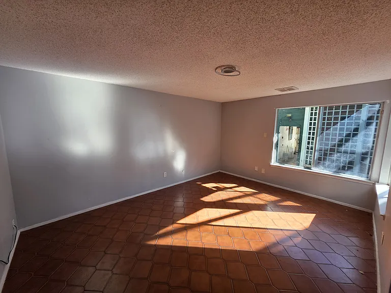12520 Wellington Park Dr — Photo 4