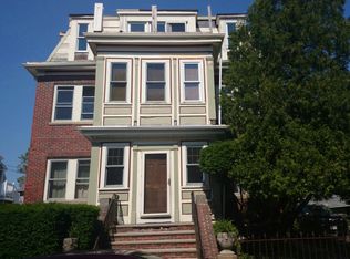 7 Hardy St, South Boston, MA 02127