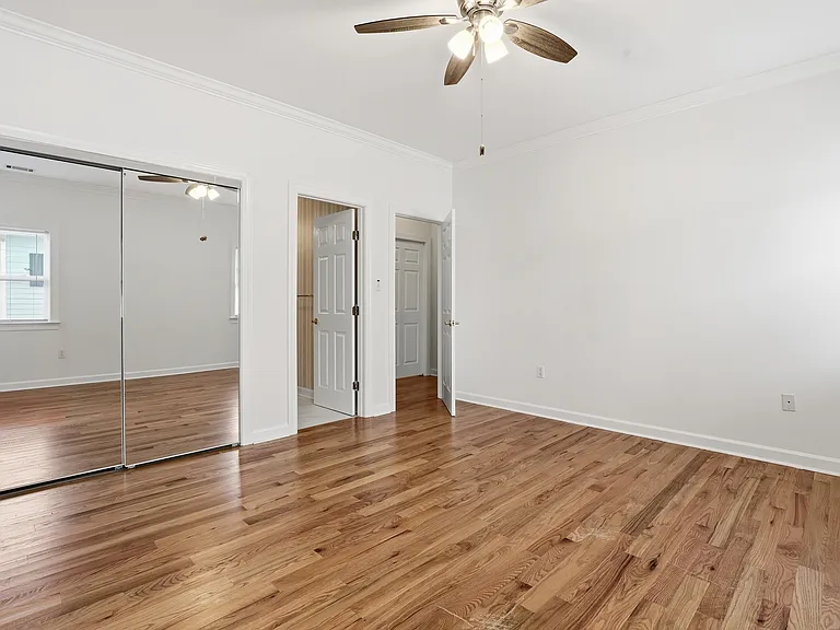 202 Penrose Dr — Photo 19