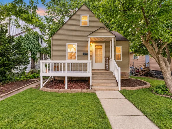 15831 E Fisk St, Harvey, IL 60426