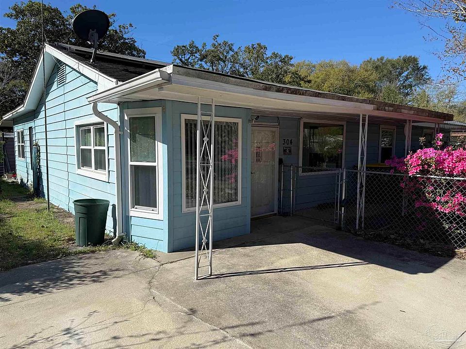 1st image of 304 Oakland Cir NW