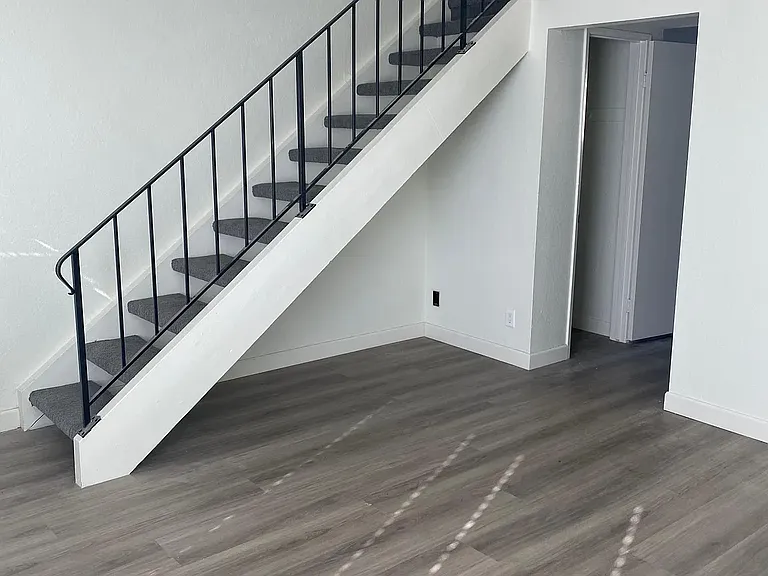 148 W Wilson St — Photo 2