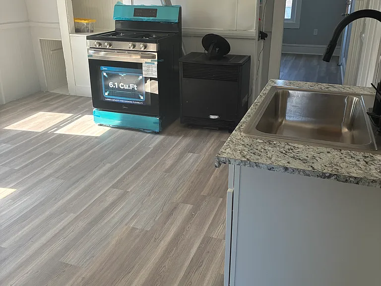 11 Ames St #3 — Photo 5