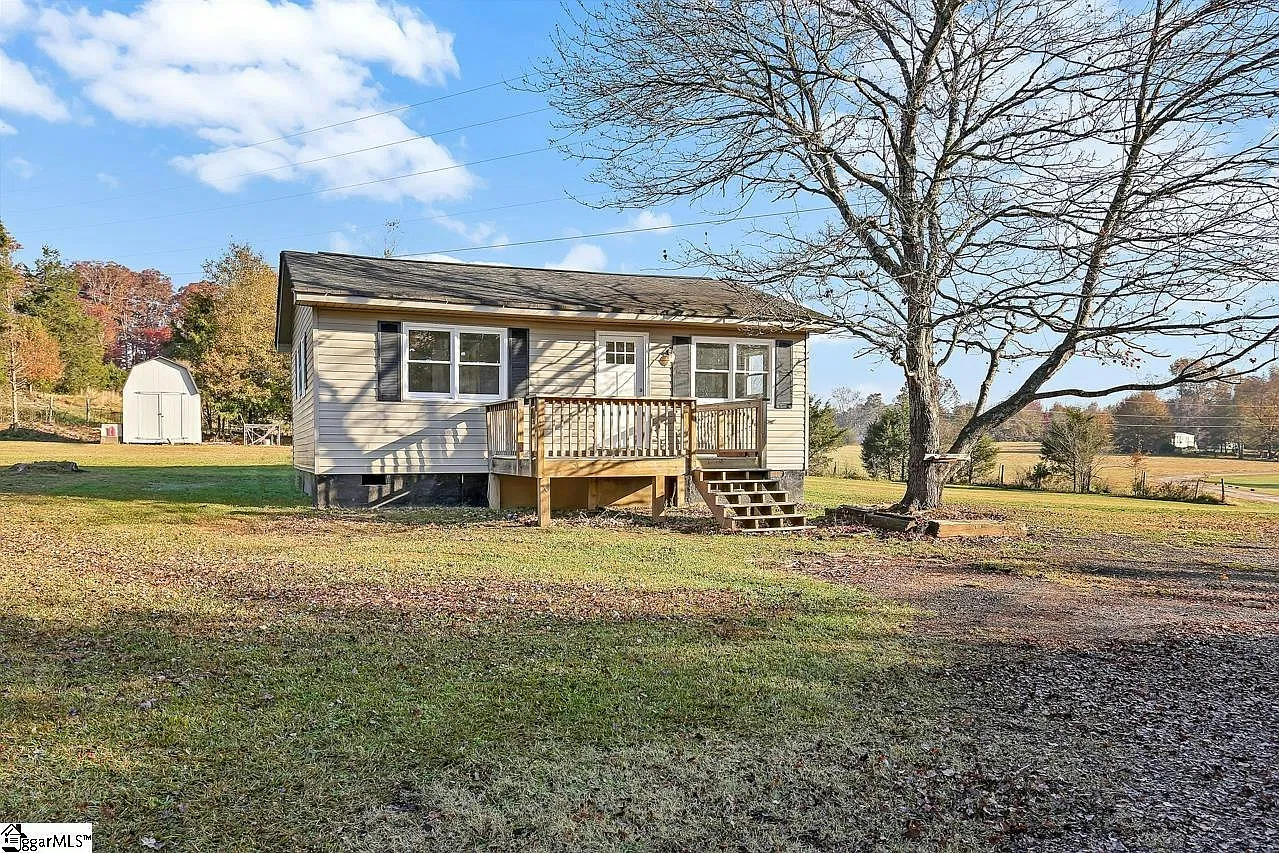 731 Winding Creek Rd — Photo 3