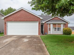 1014 Lowrey Pl, Spring Hill, TN 37174