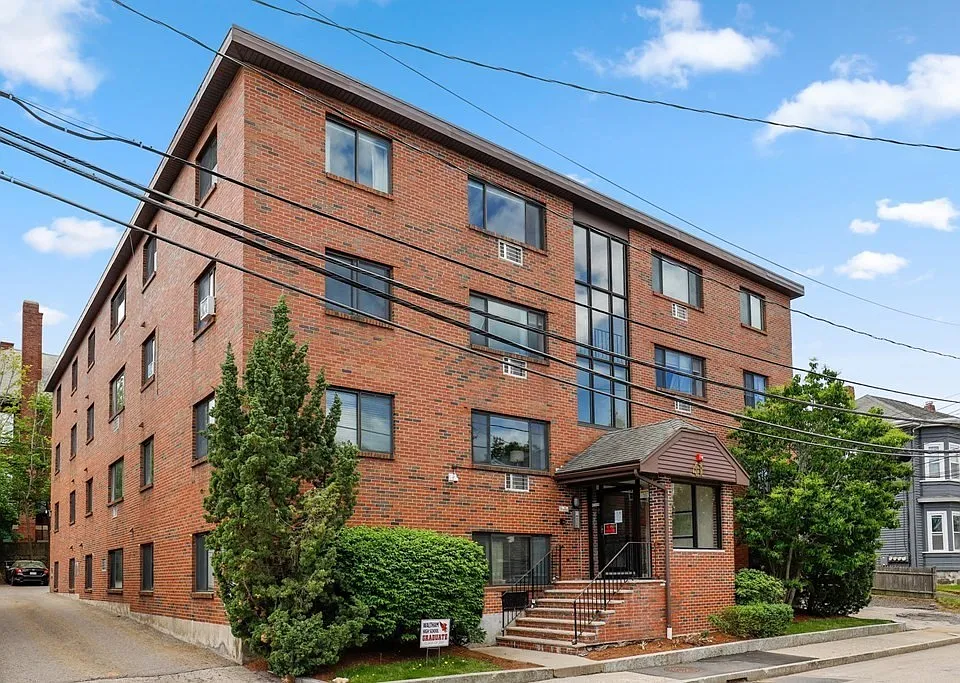41 Walnut St #21