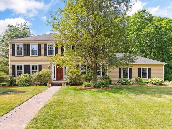 25 Beaverbrook Rd, Norfolk, MA 02056