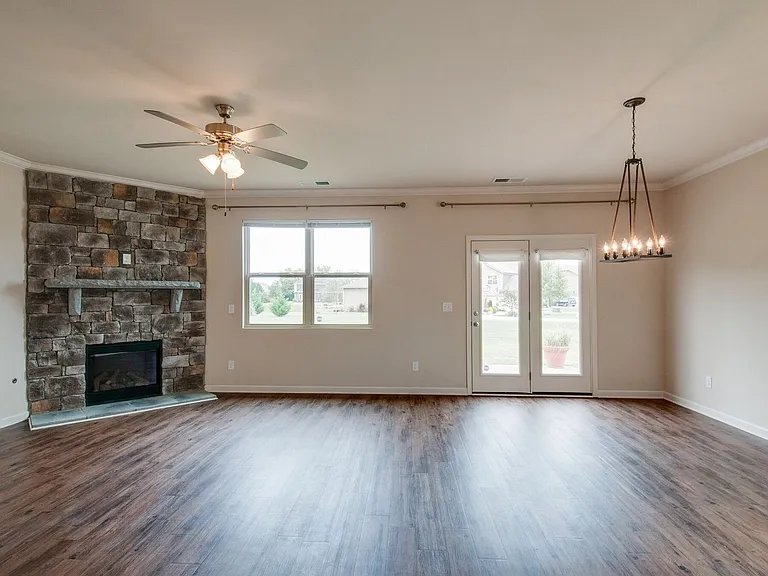 3704 Jerry Anderson Dr — Photo 9