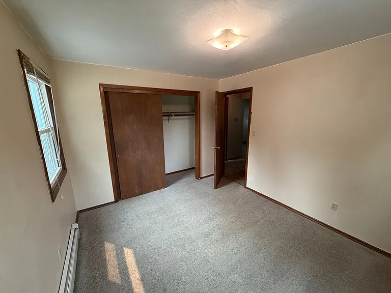 1730 Harold St — Photo 17