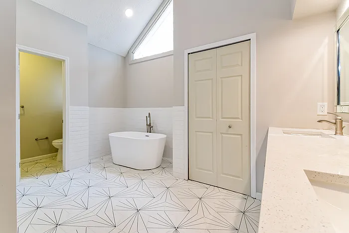 3693 Belmont Abbey Dr — Photo 16