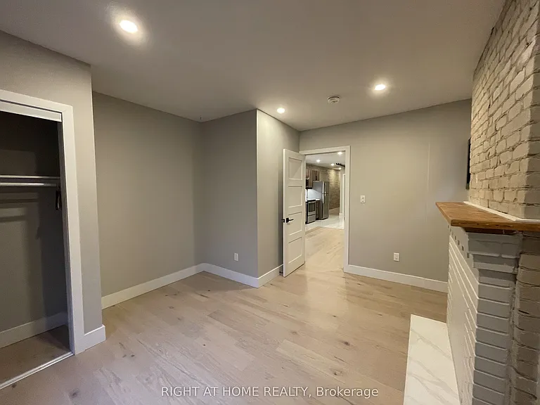 363 Parkside Dr #1 — Photo 9