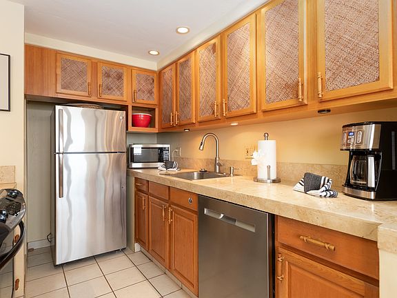 5th image of 800 S Kihei Rd APT 302