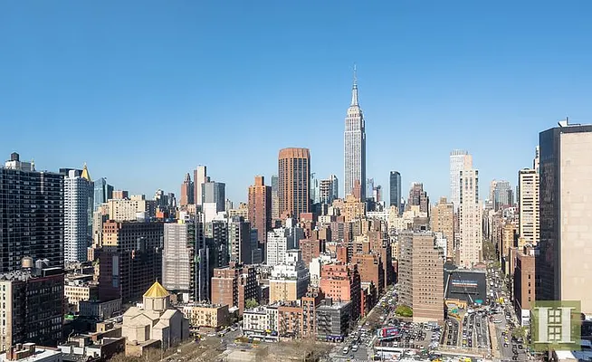 Rented by Halstead Real Estate | media 27
