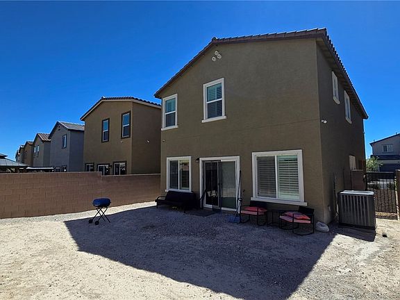 5th image of 3820 Ramura Ave