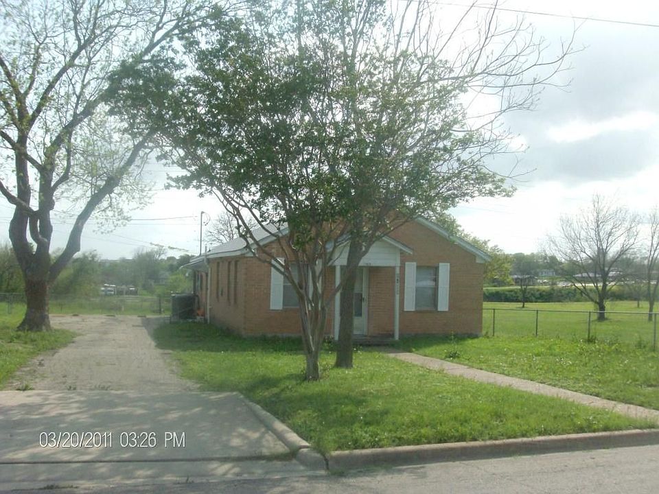 1st image of 1625 E Avenue E