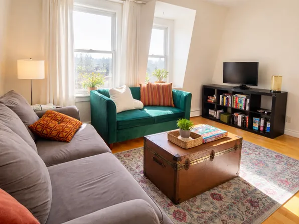 18 Belmont St APT 3, Somerville, MA 02143