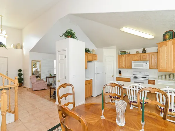 1123 E 2500 N, Layton, UT 84040