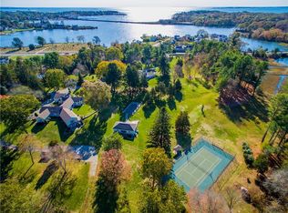 455 Stonington Rd, Pawcatuck, CT 06378