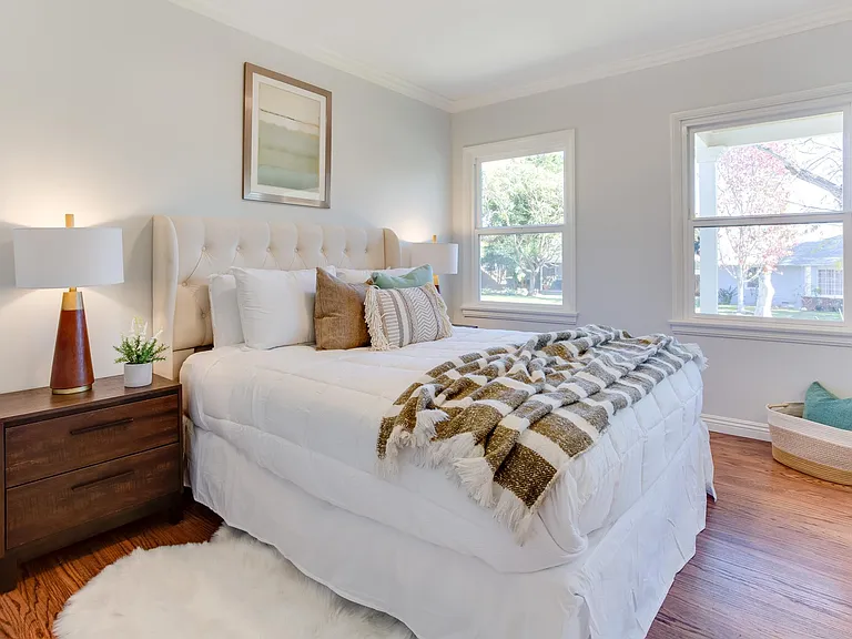 8345 Westlawn Ave — Photo 5