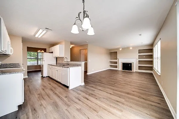 102 Wagon Ct — Photo 19