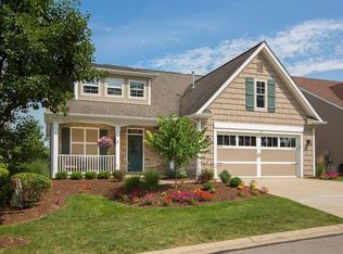 102 Trailhead Ln, Berea, OH 44017