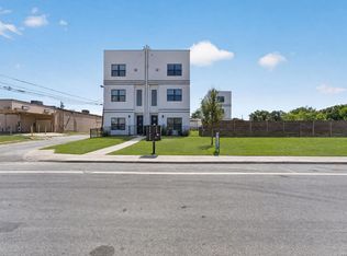 1735 W Gramercy Pl #301, San Antonio, TX 78201