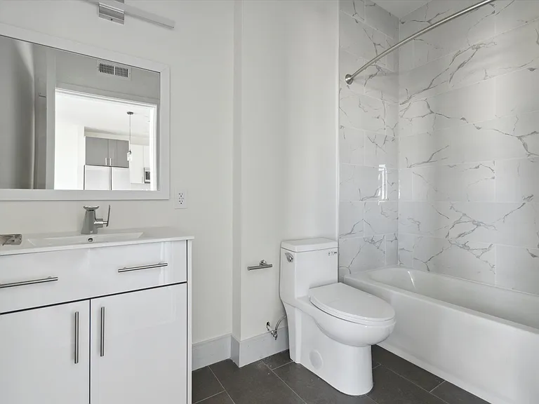 1221 E Fletcher St #208A — Photo 3