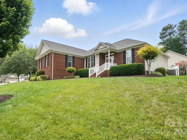 2300 Wednesbury Ct, Kannapolis, NC 28083
