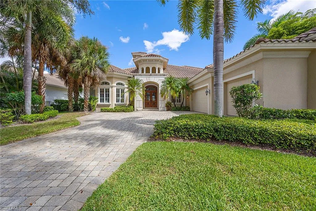 4 bed, 4.5 bath, 4271 sqft, $18,000 — Photo 2