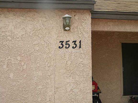 3rd image of 3531 Kemp St