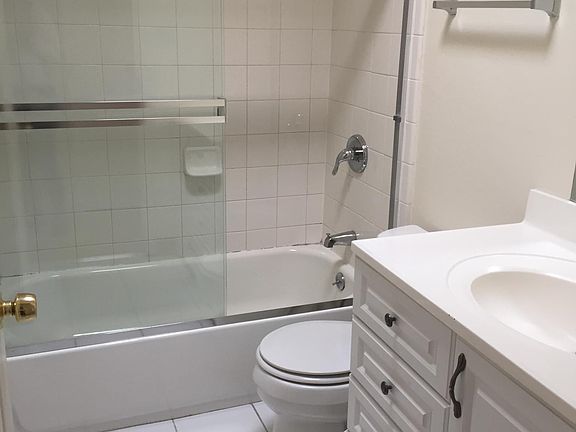 5th image of 1116 Capuchino Ave