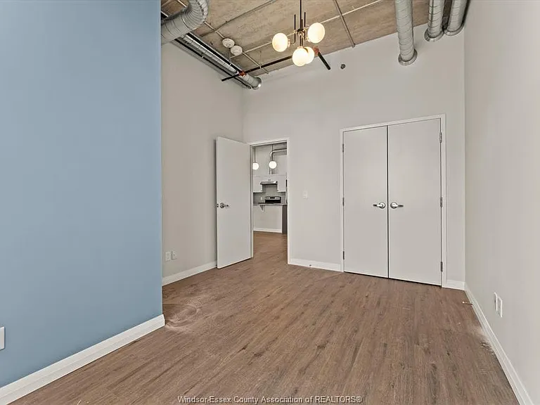3160 Meadowbrook Ln #204 — Photo 15