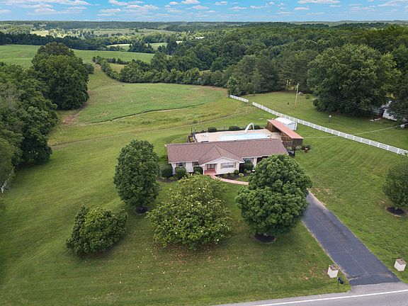 3rd image of 5528 Highway 76e