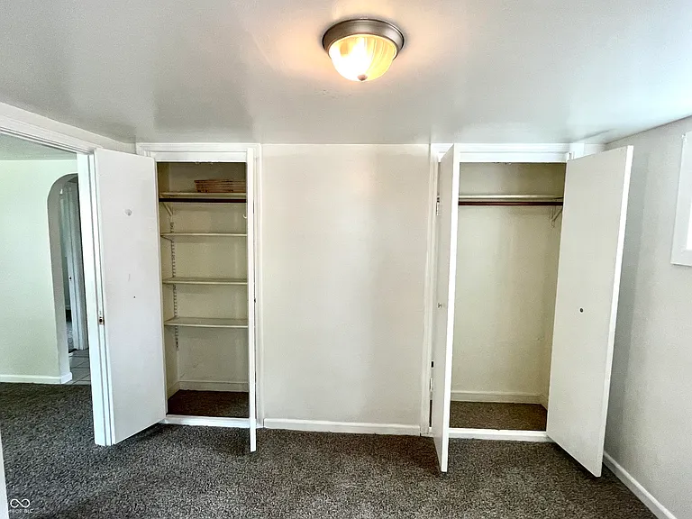 1704 S Lindell Dr — Photo 12