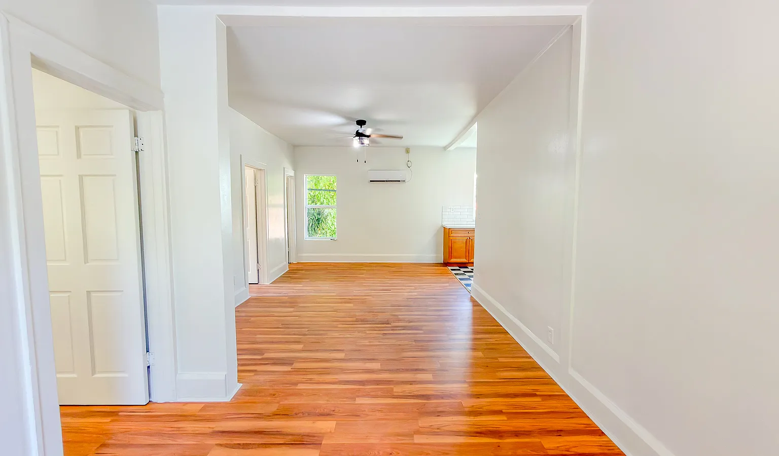 2 bed, 1000 sqft, $2,650 — Photo 3