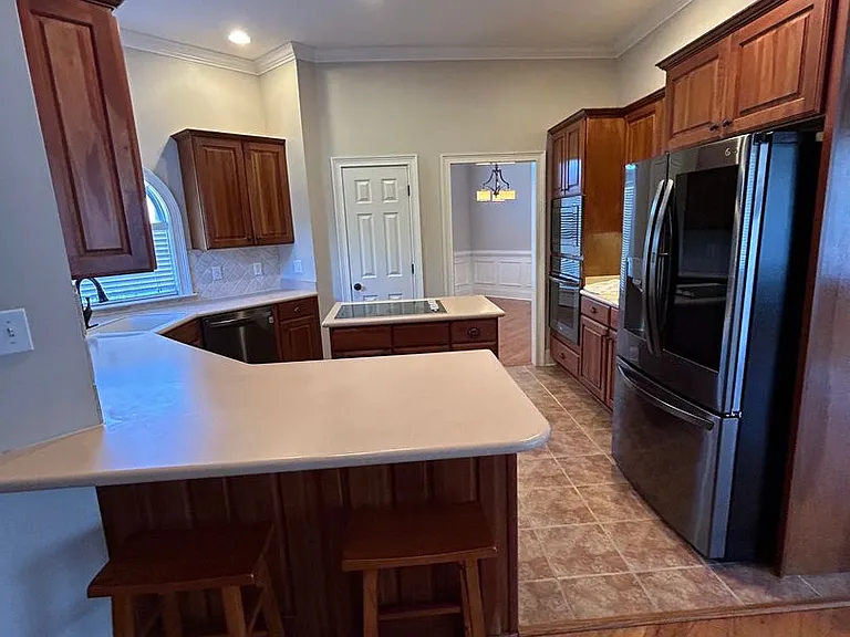216 Rollingwood Cir NW — Photo 9