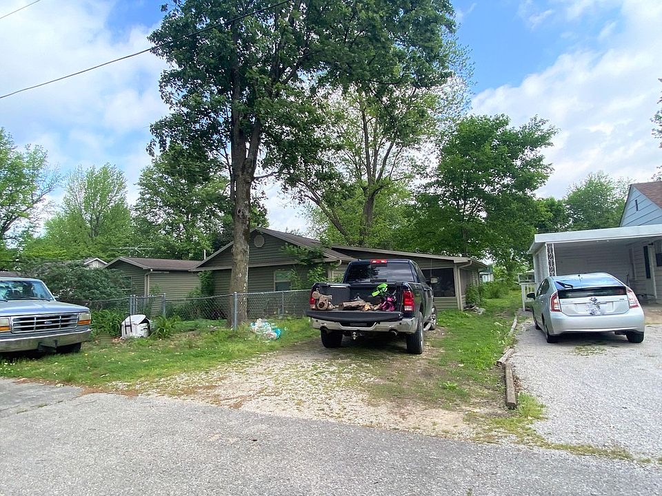 1st image of 1114 International St