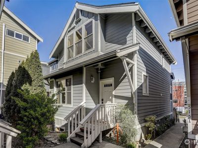 513 26th Avenue S #A, Seattle, WA, 98144