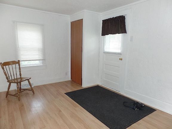 2nd image of 333 Sheridan Dr