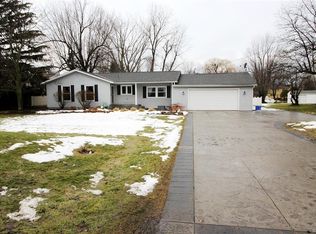 632 Hopkins Rd, Buffalo, NY 14221