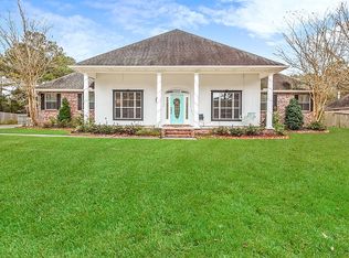 497 Secluded Grove Loop, Madisonville, LA 70447