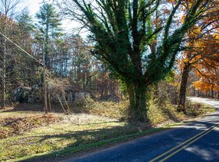 425 Hall Cove Road, Warne, NC 28909