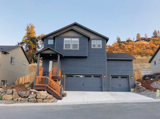 2542 Denton St, The Dalles, OR 97058