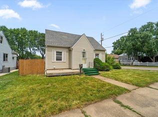 1455 Forest Ave, Waterloo, IA 50702