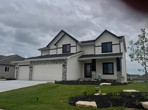 12609 Shepard St, Omaha, NE 68138