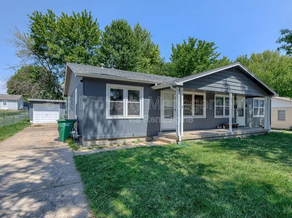602 SE 5th St #2, Lees Summit, MO 64063
