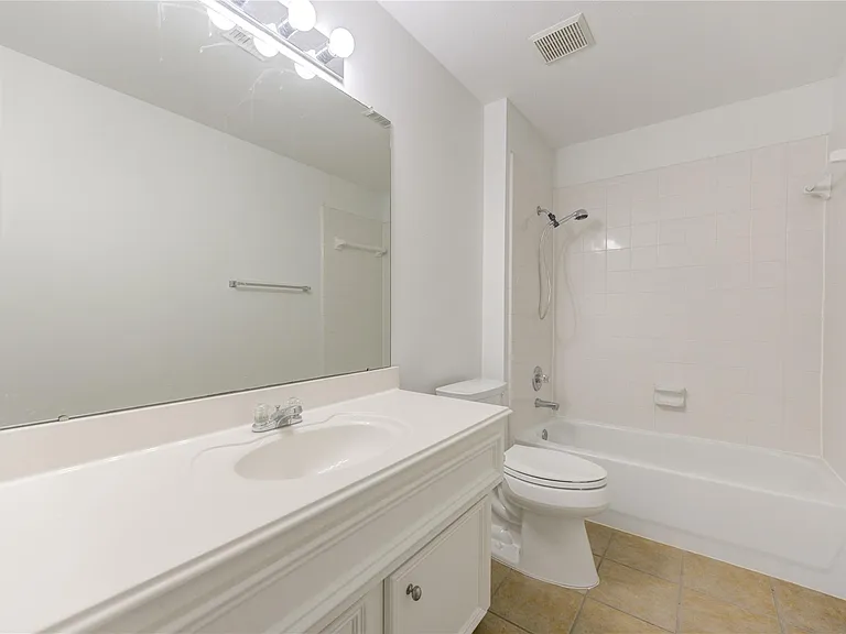4426 Desert Cliff Ct — Photo 26