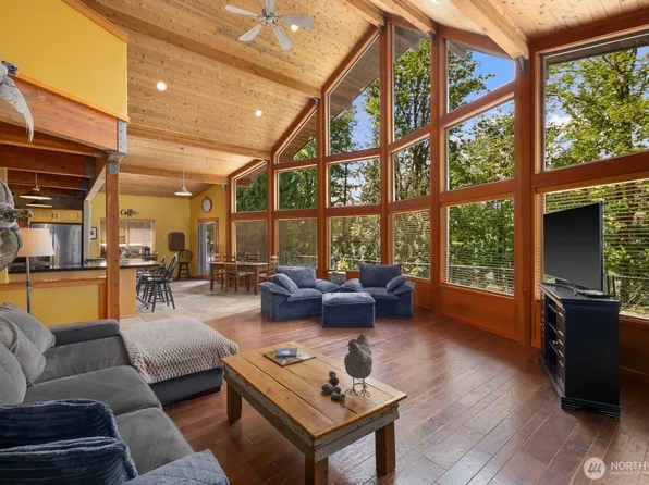 42813 Rivers Edge Court, Concrete, WA 98237