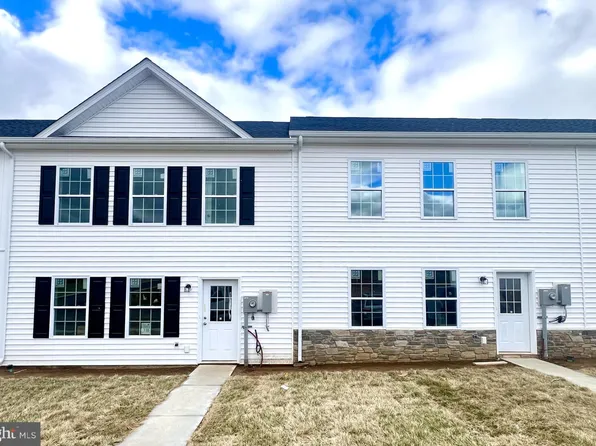 195 White Violet Way, Kearneysville, WV 25430