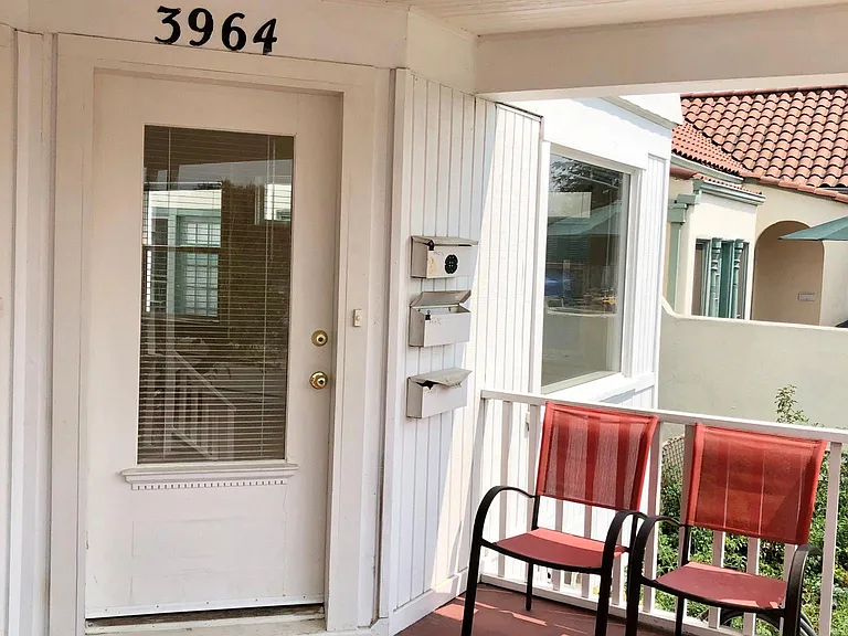 3964 Van Buren Pl — Photo 3